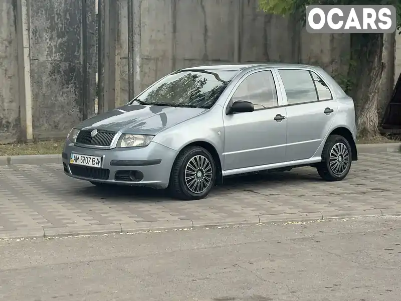 Хетчбек Skoda Fabia 2006 1.2 л. Ручна / Механіка обл. Полтавська, Лубни - Фото 1/21