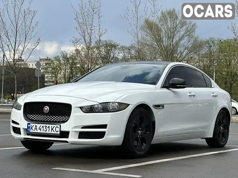 Седан Jaguar XE 2017 2 л. Автомат обл. Миколаївська, Миколаїв - Фото 1/21