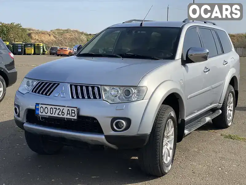 Позашляховик / Кросовер Mitsubishi Pajero Sport 2012 2.5 л. Ручна / Механіка обл. Одеська, Одеса - Фото 1/21