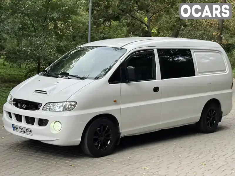 Мінівен Hyundai H-1 2004 2.5 л. Ручна / Механіка обл. Одеська, Одеса - Фото 1/21