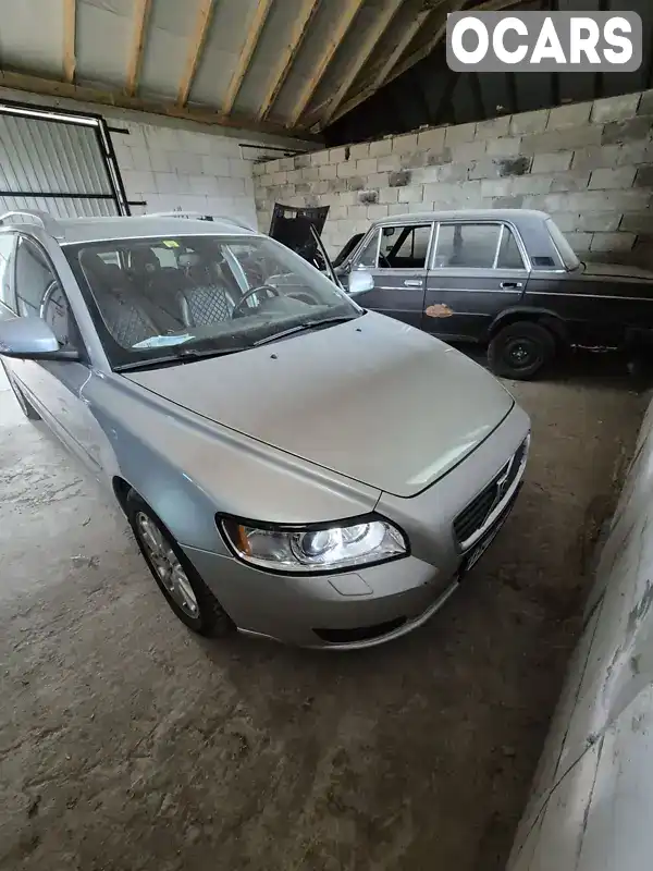 Універсал Volvo V50 2009 2 л. Автомат обл. Волинська, location.city.tsuman - Фото 1/8