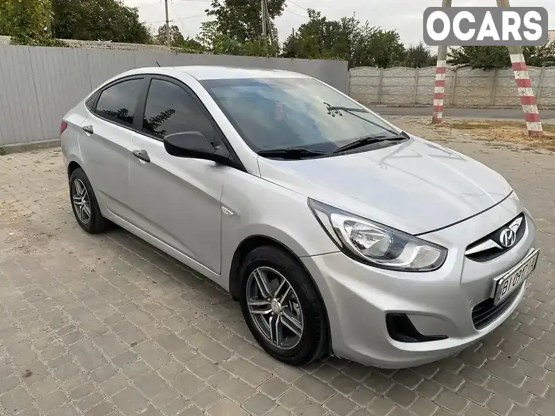 Седан Hyundai Accent 2011 1.4 л. Ручна / Механіка обл. Полтавська, Полтава - Фото 1/21