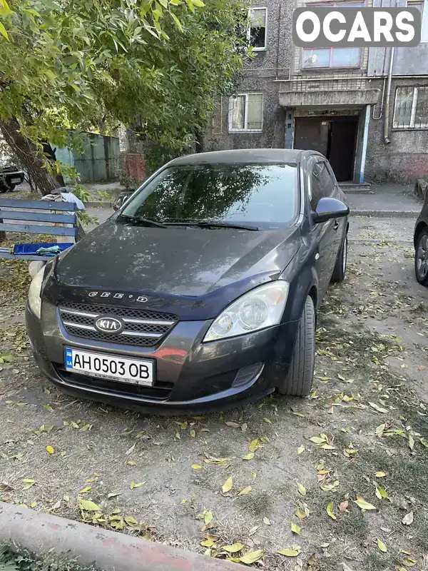 Хетчбек Kia Ceed 2008 1.6 л. Ручна / Механіка обл. Дніпропетровська, Кам'янське (Дніпродзержинськ) - Фото 1/16