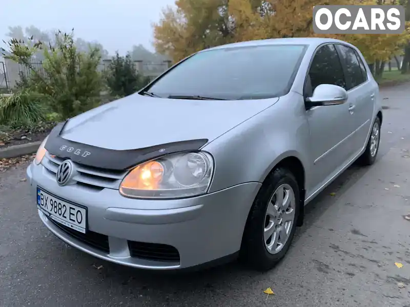 Хетчбек Volkswagen Golf 2005 1.6 л. Ручна / Механіка обл. Чернівецька, Хотин - Фото 1/21