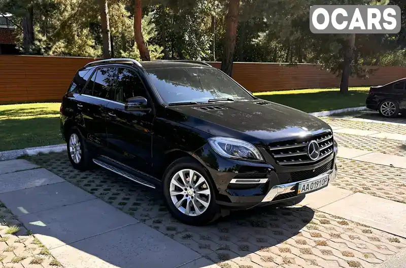 Позашляховик / Кросовер Mercedes-Benz M-Class 2014 3 л. Автомат обл. Київська, Київ - Фото 1/21