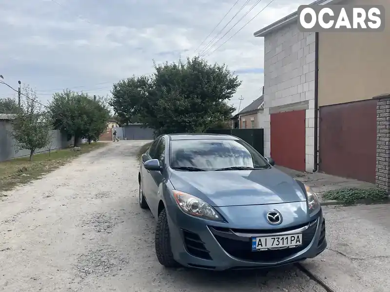 Седан Mazda 3 2010 2 л. Автомат обл. Киевская, Васильков - Фото 1/4