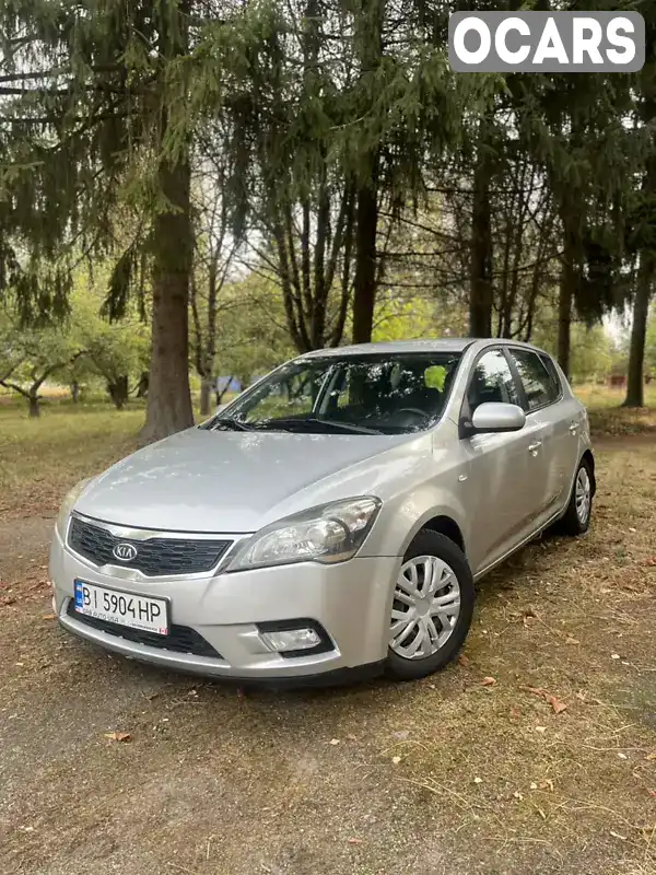 Хэтчбек Kia Ceed 2011 1.58 л. Ручная / Механика обл. Сумская, Сумы - Фото 1/21