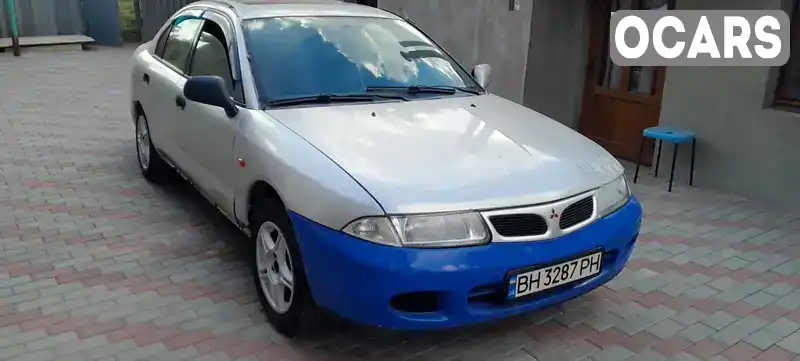 Ліфтбек Mitsubishi Carisma 1996 1.6 л. Ручна / Механіка обл. Одеська, Березівка - Фото 1/9