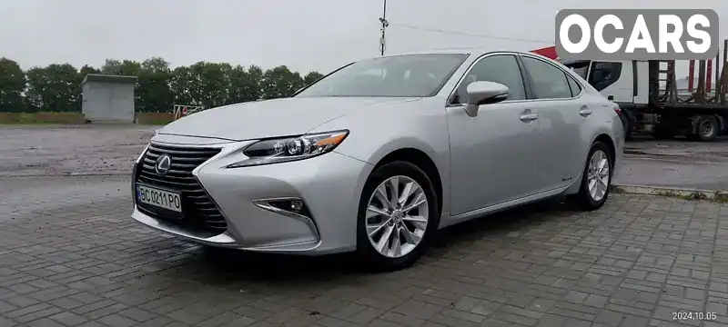 Седан Lexus ES 2013 2.49 л. Варіатор обл. Львівська, Буськ - Фото 1/20