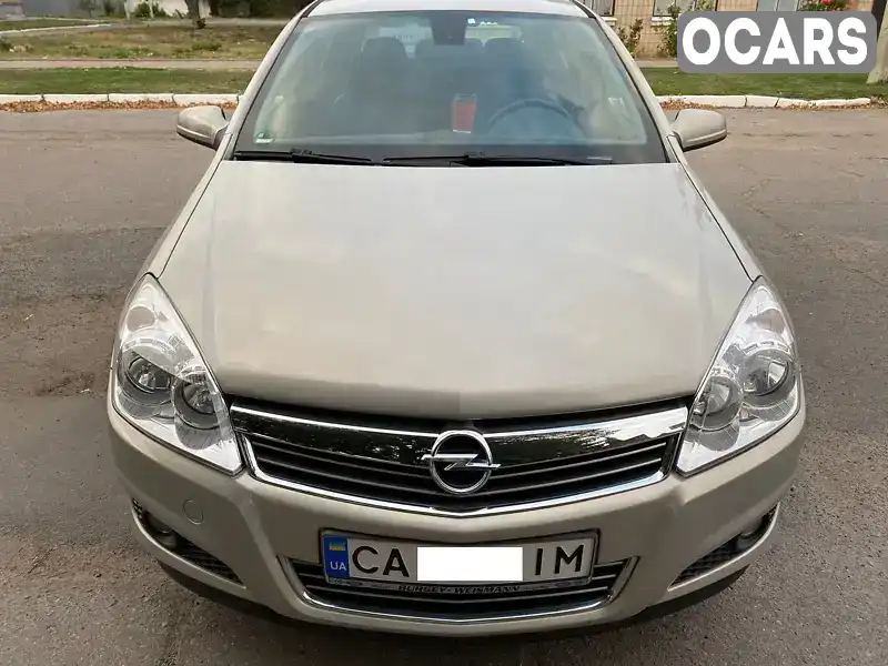 Хетчбек Opel Astra 2008 1.8 л. Ручна / Механіка обл. Черкаська, Умань - Фото 1/21