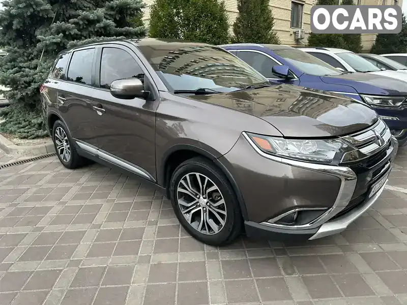 Позашляховик / Кросовер Mitsubishi Outlander 2015 2.36 л. Автомат обл. Київська, Ірпінь - Фото 1/9