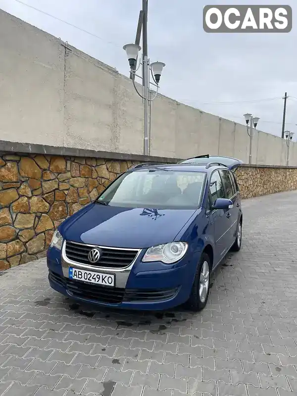 Мінівен Volkswagen Touran 2009 1.6 л. Ручна / Механіка обл. Вінницька, Могилів-Подільський - Фото 1/21