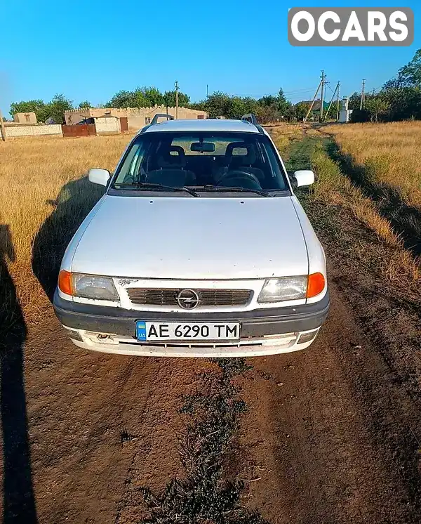 Універсал Opel Astra 1992 1.7 л. Ручна / Механіка обл. Миколаївська, Миколаїв - Фото 1/4