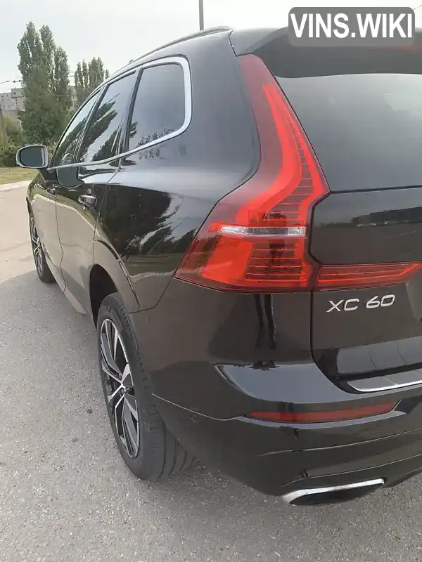 LYVBR0DM3KB229242 Volvo XC60 2018 Внедорожник / Кроссовер 1.97 л. Фото 3