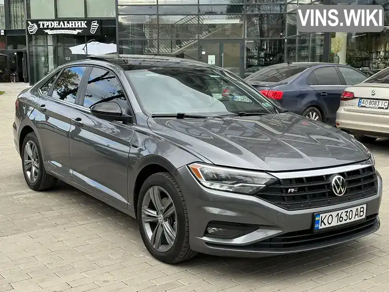 Седан Volkswagen Jetta 2019 1.4 л. Автомат обл. Закарпатська, Тячів - Фото 1/21