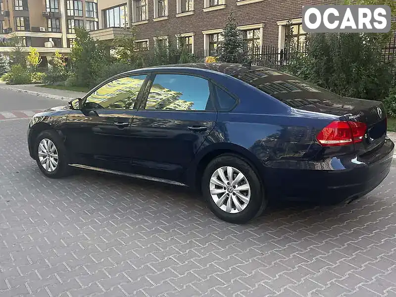 Седан Volkswagen Passat 2014 1.8 л. Автомат обл. Миколаївська, Первомайськ - Фото 1/17