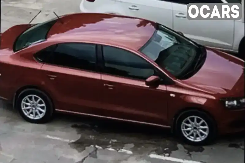 Седан Volkswagen Polo 2013 1.6 л. Автомат обл. Дніпропетровська, Дніпро (Дніпропетровськ) - Фото 1/5