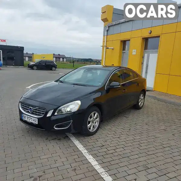 Седан Volvo S60 2012 1.56 л. Автомат обл. Рівненська, Рівне - Фото 1/21