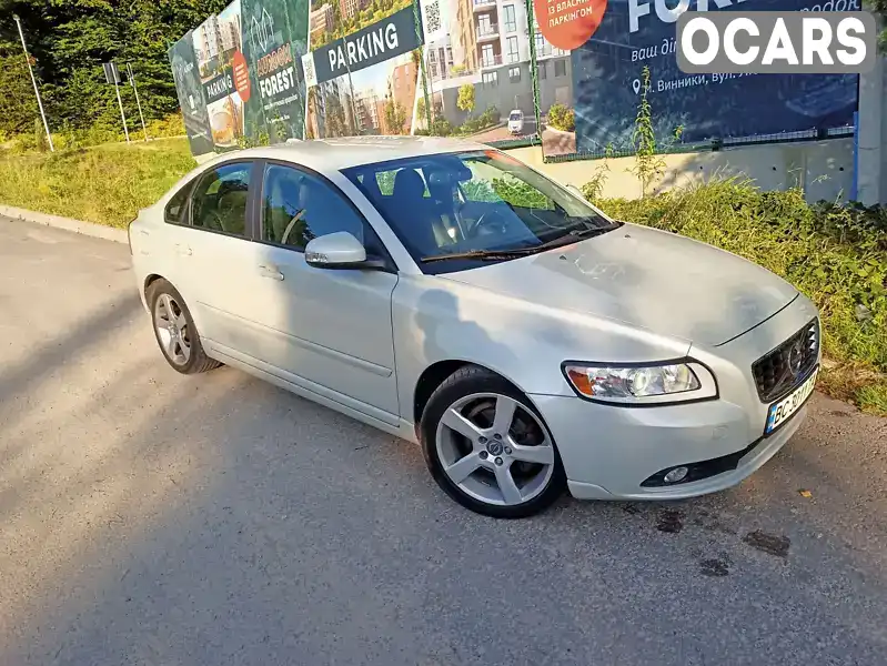 Седан Volvo S40 2011 1.6 л. Ручна / Механіка обл. Львівська, Львів - Фото 1/3