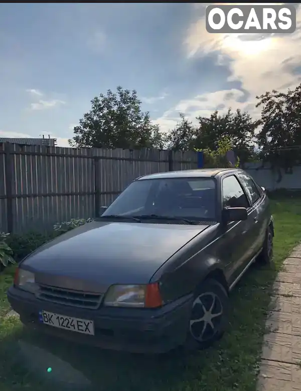 Седан Opel Kadett 1988 1.8 л. Ручна / Механіка обл. Вінницька, Немирів - Фото 1/21