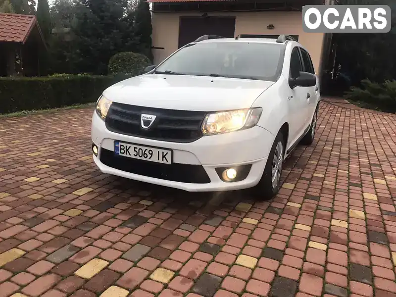 Седан Dacia Logan 2016 1.15 л. Ручна / Механіка обл. Волинська, Луцьк - Фото 1/21