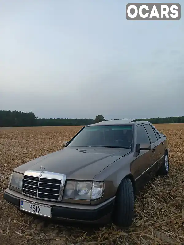 Седан Mercedes-Benz E-Class 1989 2.3 л. Ручна / Механіка обл. Житомирська, Житомир - Фото 1/16