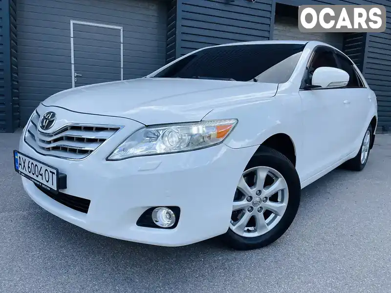 Седан Toyota Camry 2010 2.36 л. Автомат обл. Київська, Київ - Фото 1/21