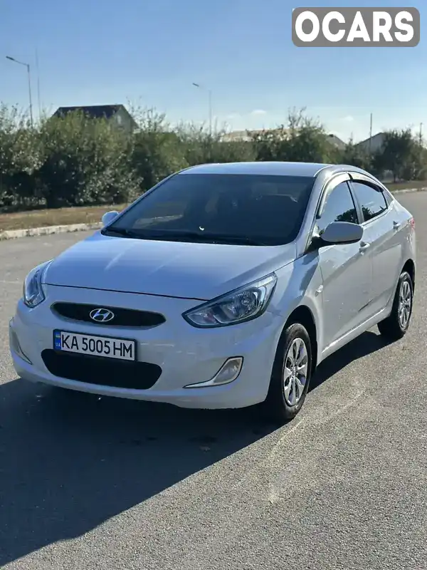 Седан Hyundai Accent 2018 1.37 л. Ручна / Механіка обл. Київська, Буча - Фото 1/12