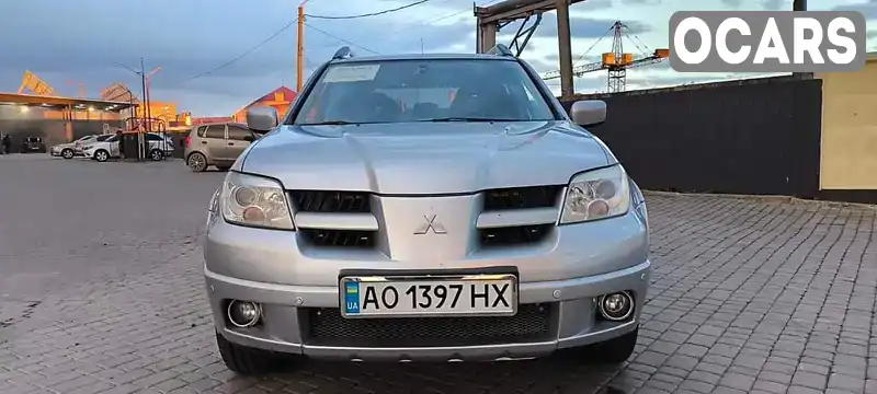 Позашляховик / Кросовер Mitsubishi Outlander 2006 2.38 л. Автомат обл. Закарпатська, Мукачево - Фото 1/21