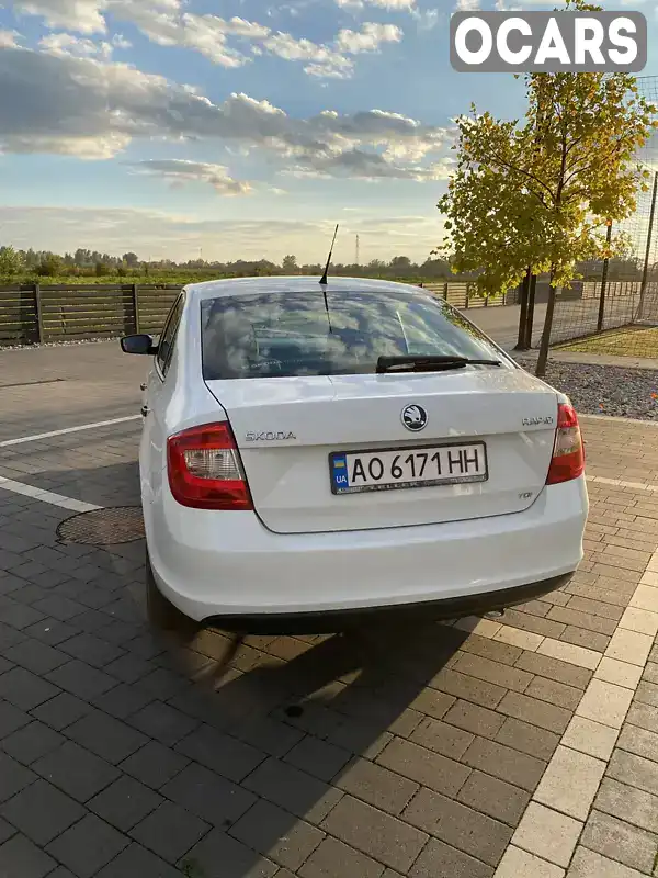 Ліфтбек Skoda Rapid 2013 1.6 л. обл. Закарпатська, Мукачево - Фото 1/14