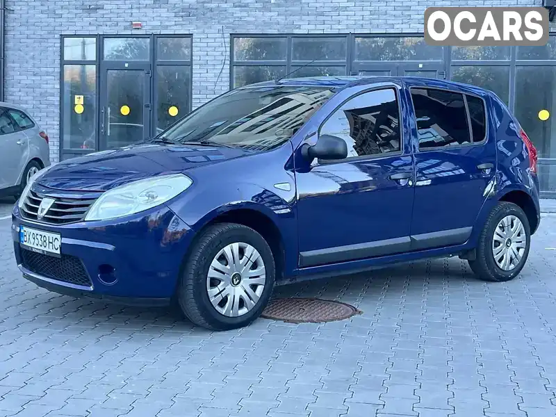 Хетчбек Dacia Sandero 2009 1.2 л. Ручна / Механіка обл. Хмельницька, Старокостянтинів - Фото 1/21