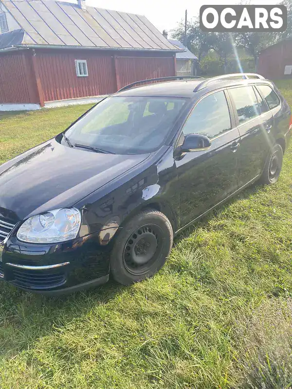 Універсал Volkswagen Golf 2008 1.6 л. Ручна / Механіка обл. Івано-Франківська, location.city.nyzhnii_bereziv - Фото 1/17