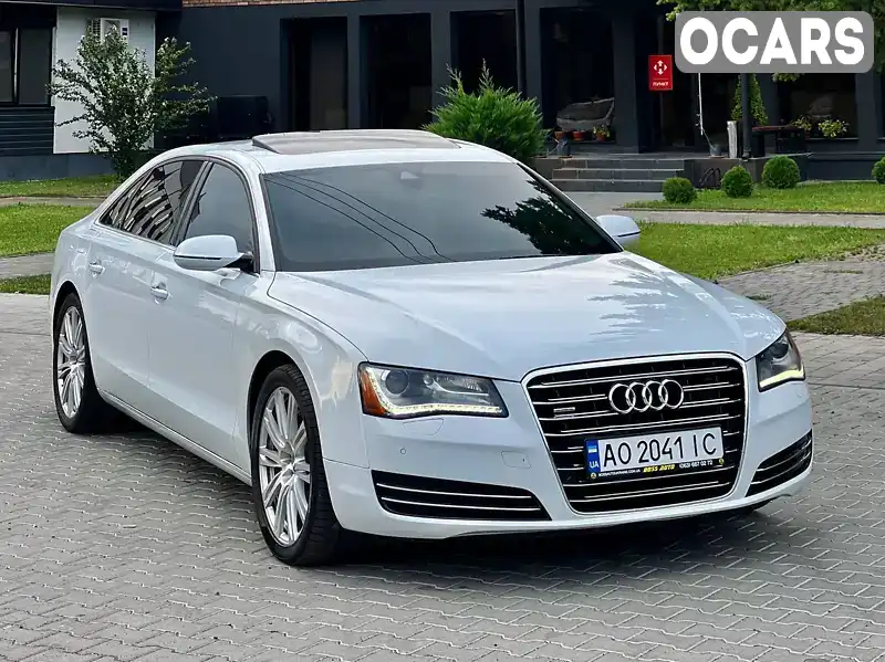 Седан Audi A8 2012 3 л. Автомат обл. Закарпатська, Виноградів - Фото 1/21