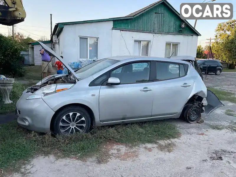 Хетчбек Nissan Leaf 2015 null_content л. Автомат обл. Київська, Яготин - Фото 1/21