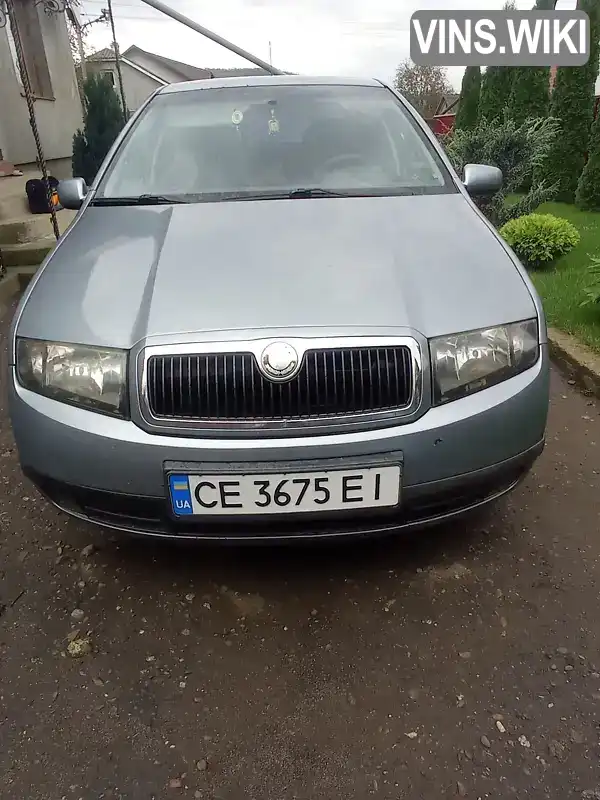 Седан Skoda Fabia 2003 1.2 л. Ручная / Механика обл. Черновицкая, Черновцы - Фото 1/9