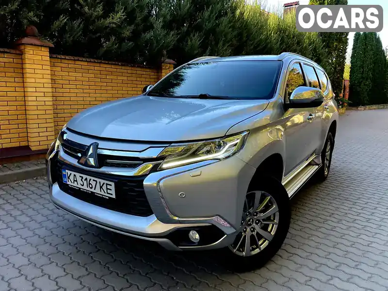 Позашляховик / Кросовер Mitsubishi Pajero Sport 2017 2.44 л. Ручна / Механіка обл. Хмельницька, Шепетівка - Фото 1/21