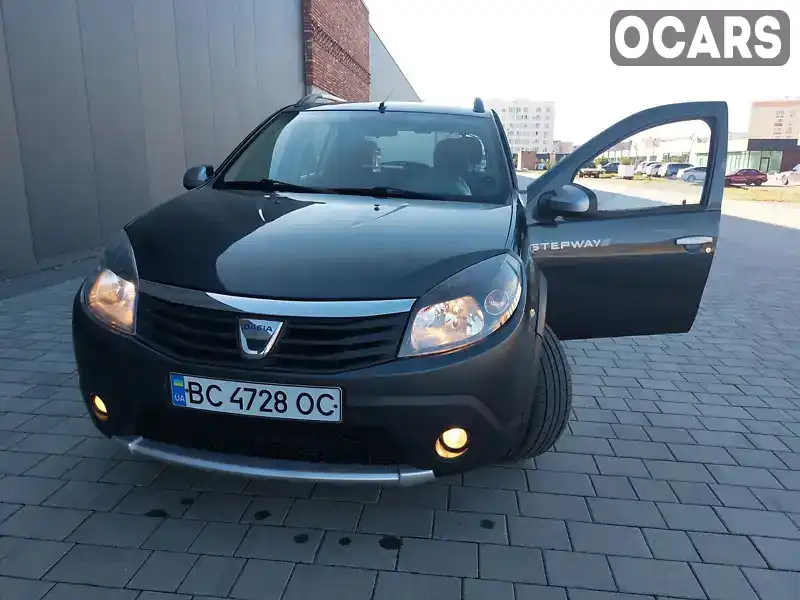 Позашляховик / Кросовер Dacia Sandero StepWay 2010 1.6 л. Ручна / Механіка обл. Львівська, Львів - Фото 1/21