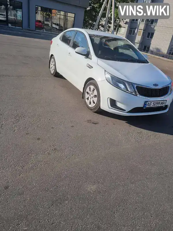 Седан Kia Rio 2011 1.4 л. Ручна / Механіка обл. Дніпропетровська, Кривий Ріг - Фото 1/8