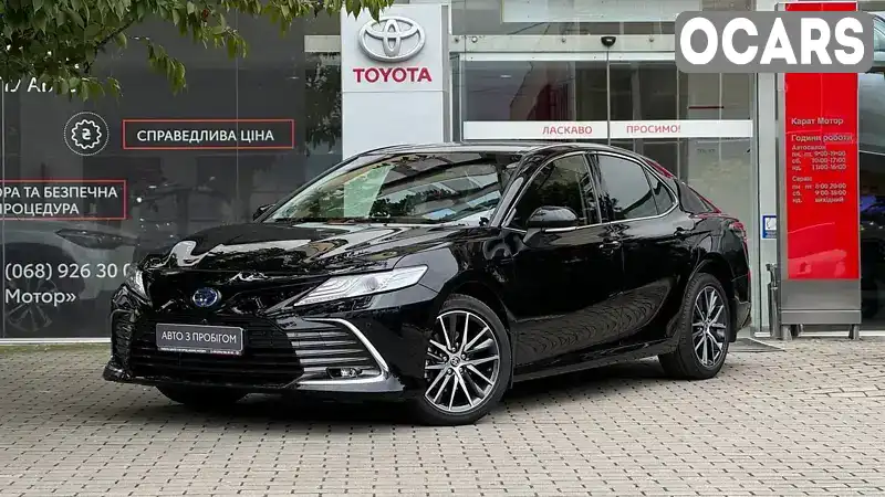 Седан Toyota Camry 2022 2.49 л. Варіатор обл. Закарпатська, Ужгород - Фото 1/21