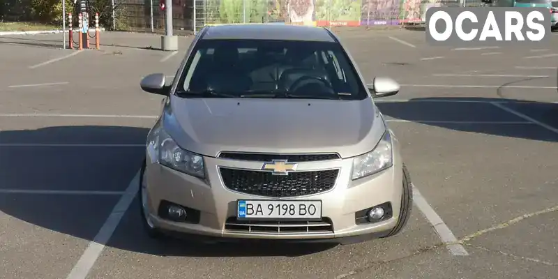 Седан Chevrolet Cruze 2011 1.8 л. Автомат обл. Дніпропетровська, Дніпро (Дніпропетровськ) - Фото 1/15