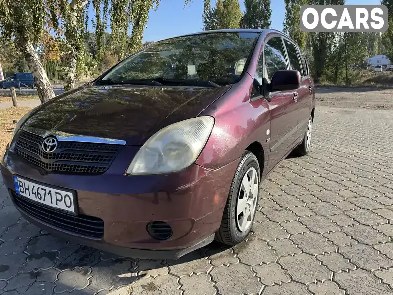 Мінівен Toyota Corolla Verso 2003 2 л. Ручна / Механіка обл. Миколаївська, Миколаїв - Фото 1/16