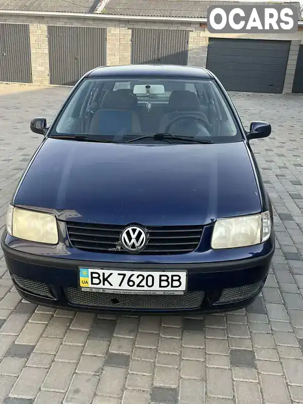 Хетчбек Volkswagen Polo 2000 1 л. Ручна / Механіка обл. Рівненська, Березне - Фото 1/11