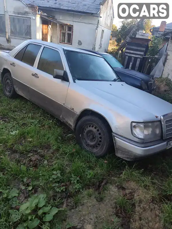 Седан Mercedes-Benz E-Class 1989 2 л. Ручна / Механіка обл. Львівська, Львів - Фото 1/5