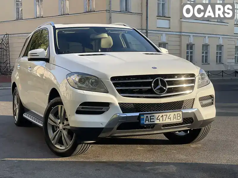 Внедорожник / Кроссовер Mercedes-Benz M-Class 2015 3.5 л. Типтроник обл. Киевская, Киев - Фото 1/17