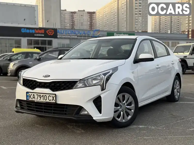 Седан Kia Rio 2021 1.59 л. Автомат обл. Київська, Київ - Фото 1/21