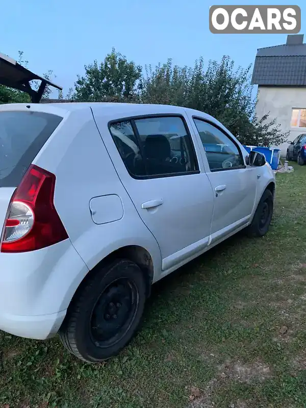 Хетчбек Dacia Sandero 2010 1.15 л. Ручна / Механіка обл. Рівненська, Рівне - Фото 1/13