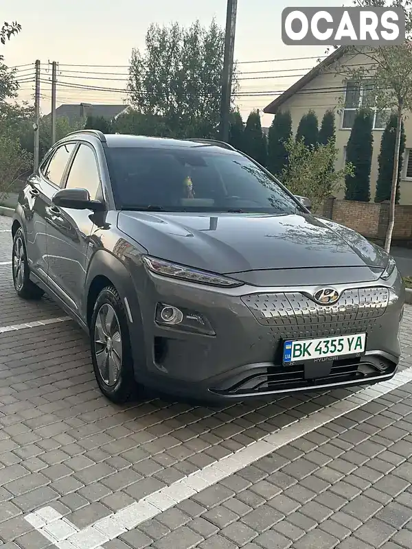 Позашляховик / Кросовер Hyundai Kona 2018 null_content л. Варіатор обл. Рівненська, Дубно - Фото 1/21