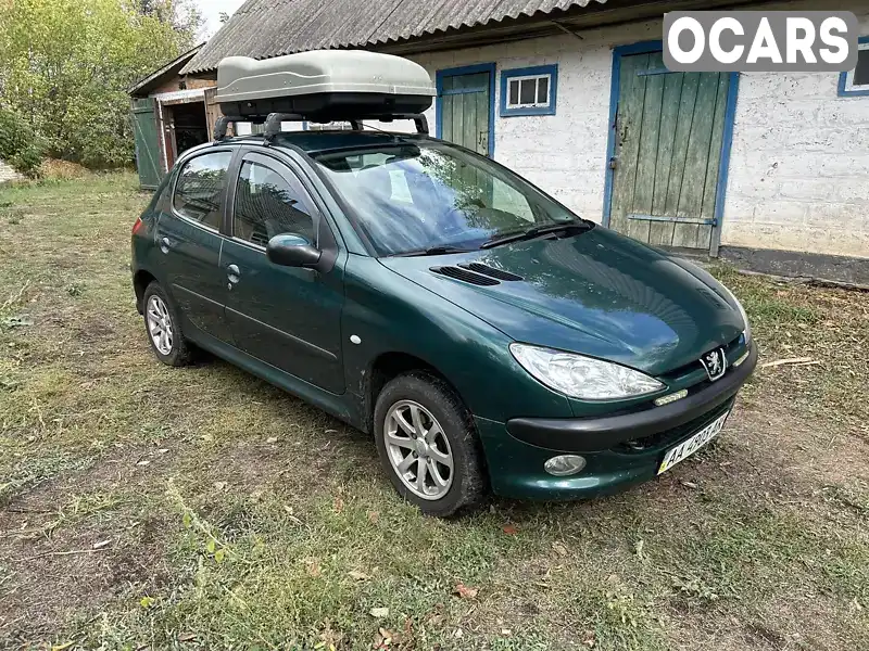 Хетчбек Peugeot 206 2004 1.1 л. Ручна / Механіка обл. Київська, Київ - Фото 1/11