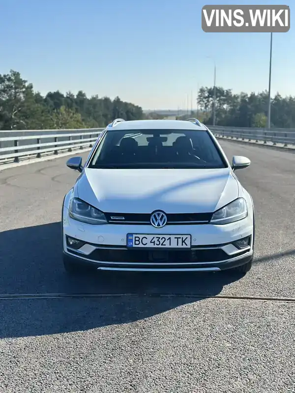 Универсал Volkswagen Golf Alltrack 2016 1.97 л. Автомат обл. Ровенская, Ровно - Фото 1/20