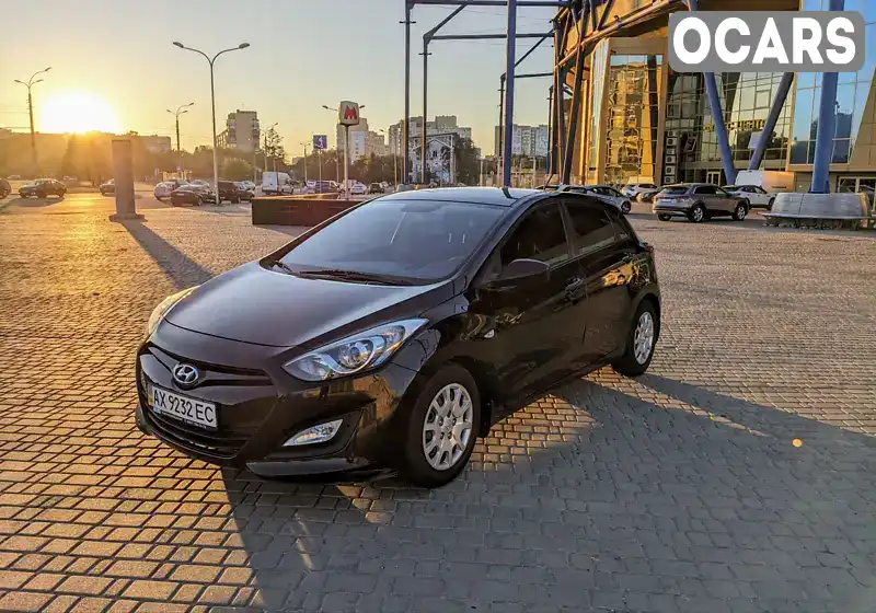 Хетчбек Hyundai i30 2013 1.4 л. Ручна / Механіка обл. Харківська, Харків - Фото 1/21